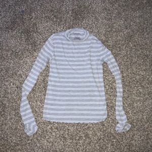Long-Sleeved Turtle Neck